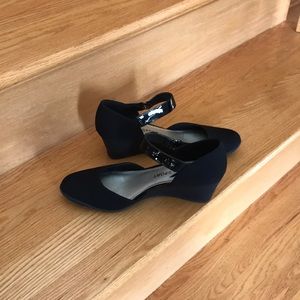 Ann Klein spirt shoes